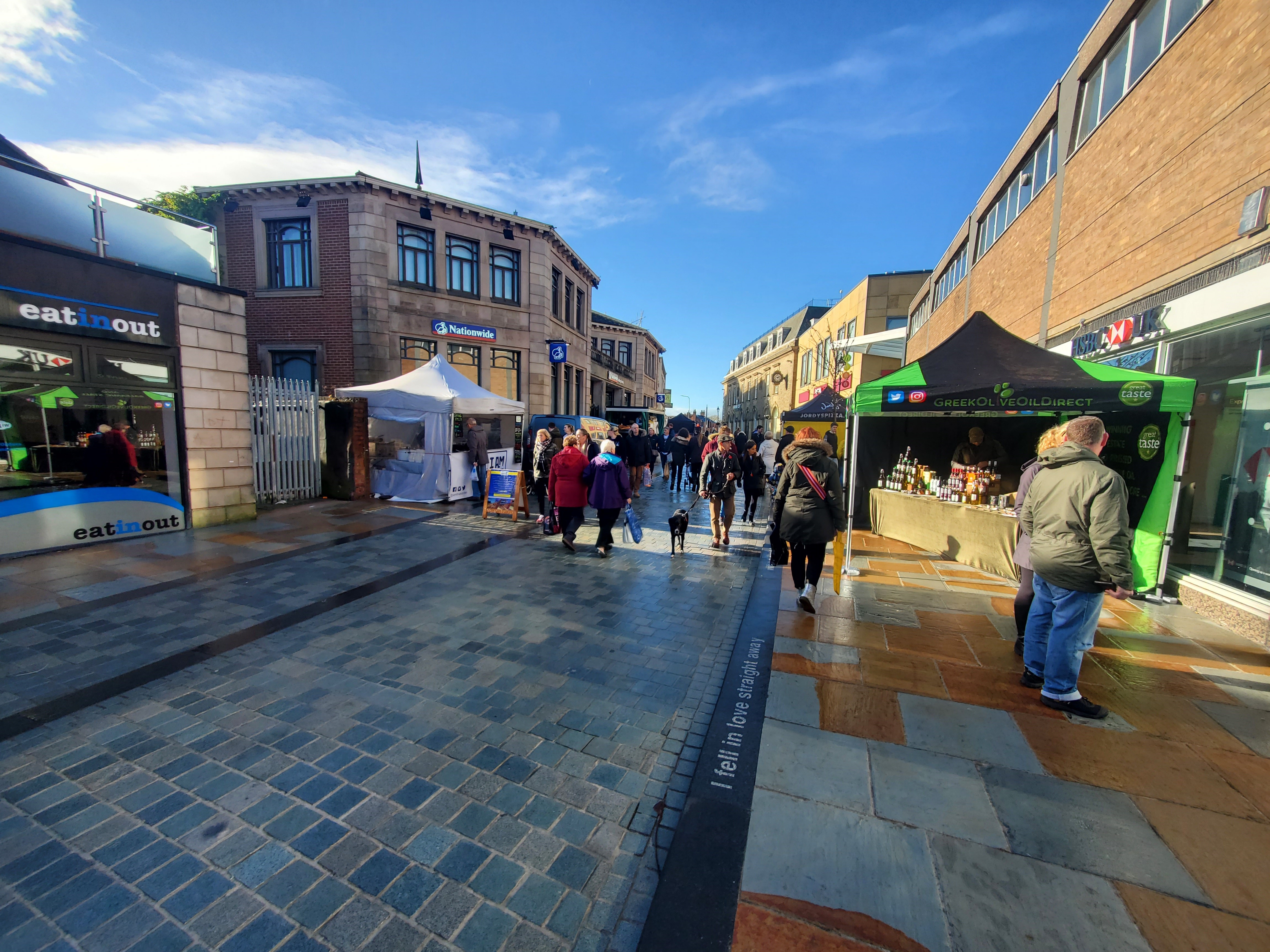 Ringway Jacobs working on behalf of Cheshire East Council jointly celebrate completion of public realm scheme for Macclesfield